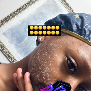 Meet your Posher, Ebony